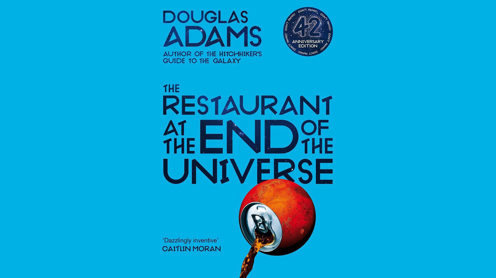 Restaurant at the end of the world van Douglas Adams boek cover blauw wereld colablikje